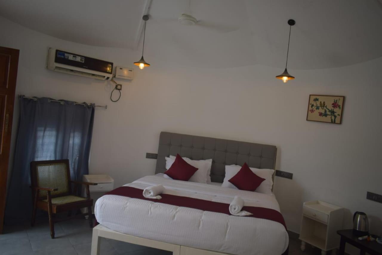 Le Epic Resort Virāmpattinam Εξωτερικό φωτογραφία